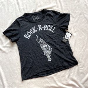 NWT Chaser brand Hi Lo short sleeve t-shirt